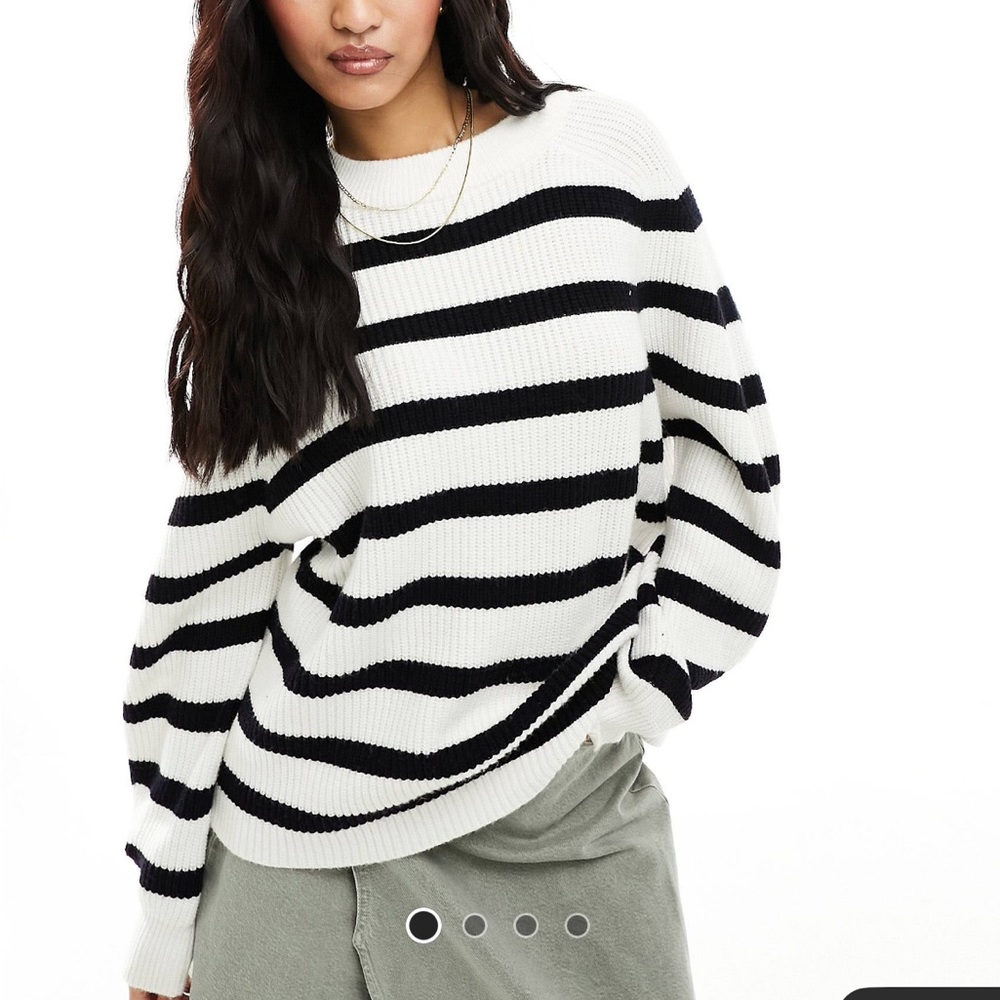 Black and white boxy ribbed sweater
